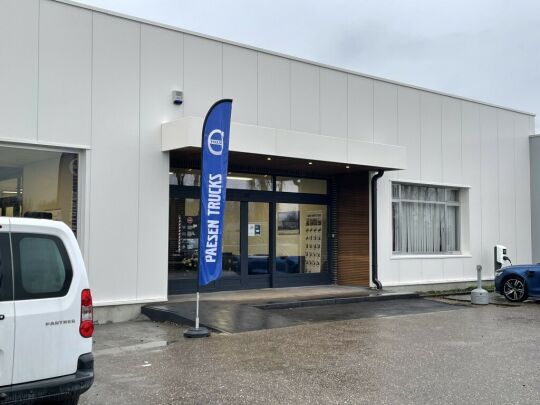 Gevel renovatie Paesen trucks peer