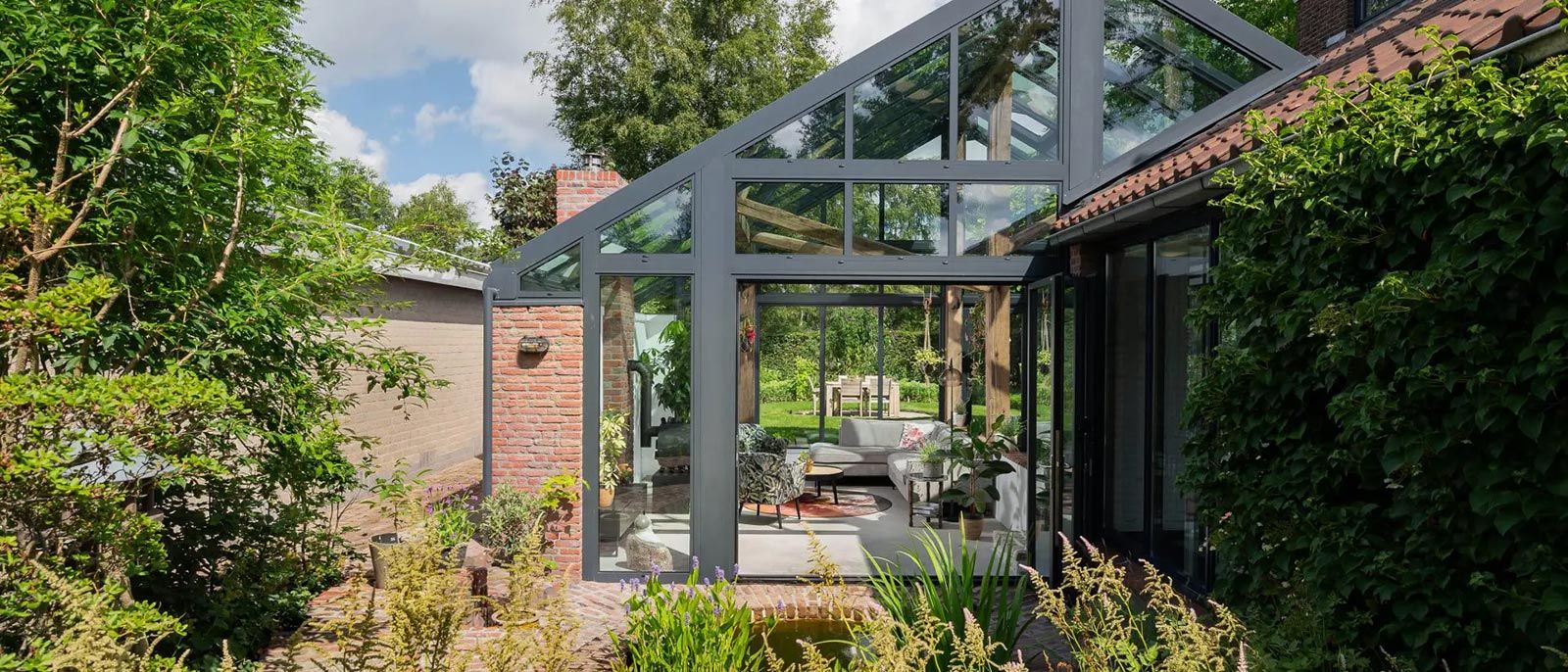 Verbeter uw woning met een luxe glazen serre van Busscher
