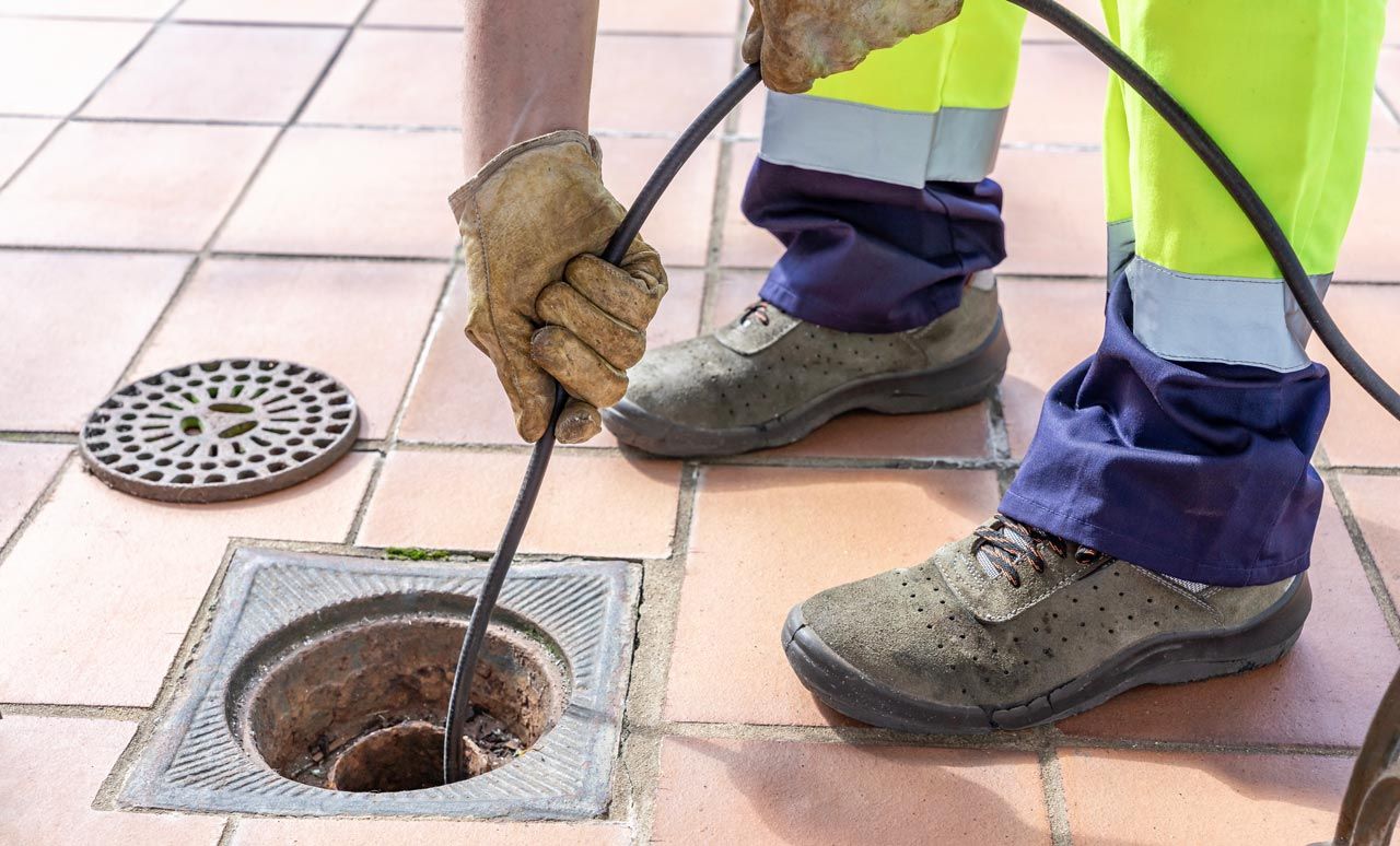 Water afvoeren en verplaatsen met praktische oplossingen voor buiten en installaties