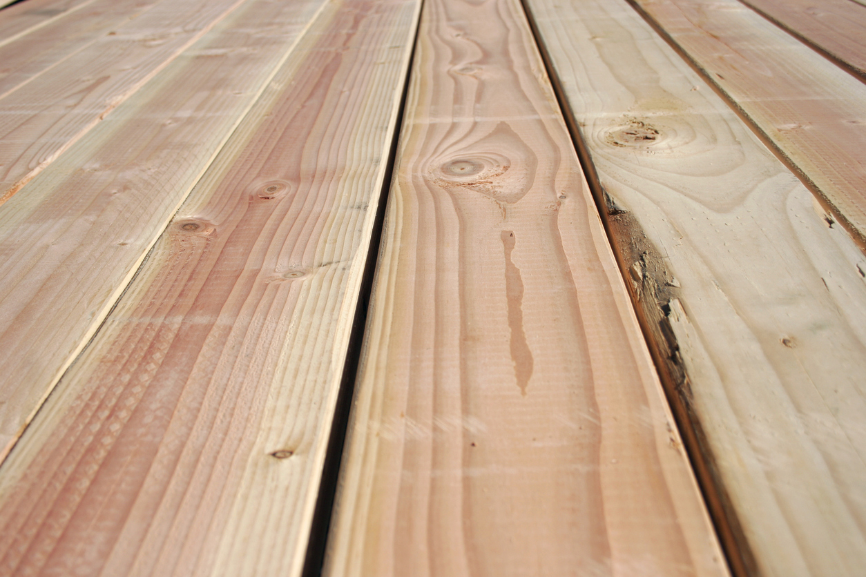 Hoe onderhoud je douglas-hout in je tuin?