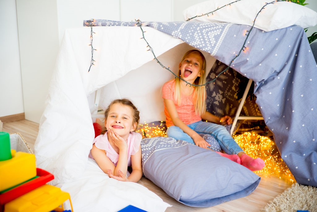 slaapkamer inrichten met tent