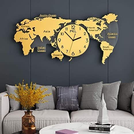 Wandklok met wereldkaart
